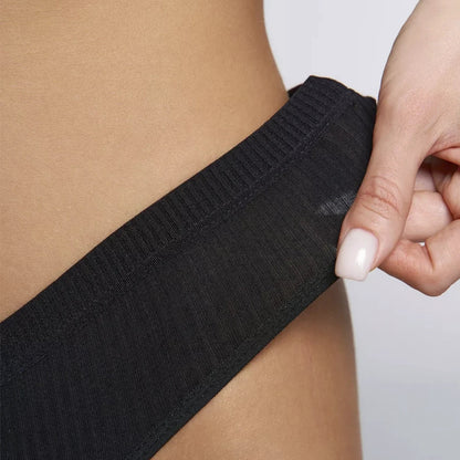 Panty de tela acanalada